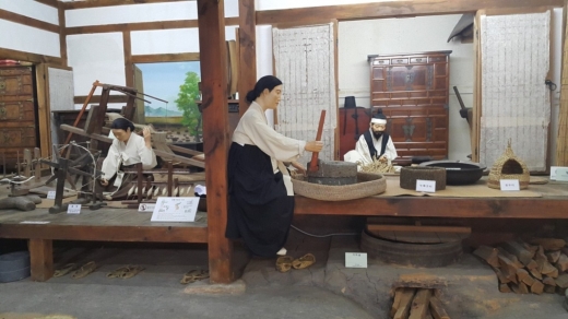 가와지볍씨박물관 내부 농경생활사. / 사진제공=경기북부청