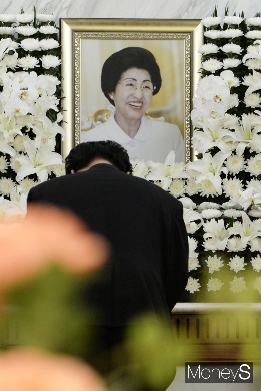 [머니S포토] 고 이희호 역사 빈소, 짐 내려놓으시고 영면하시길