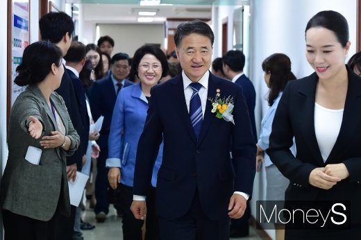 [머니S포토] 한국보육진흥원 출범식 참석한 박능후 장관
