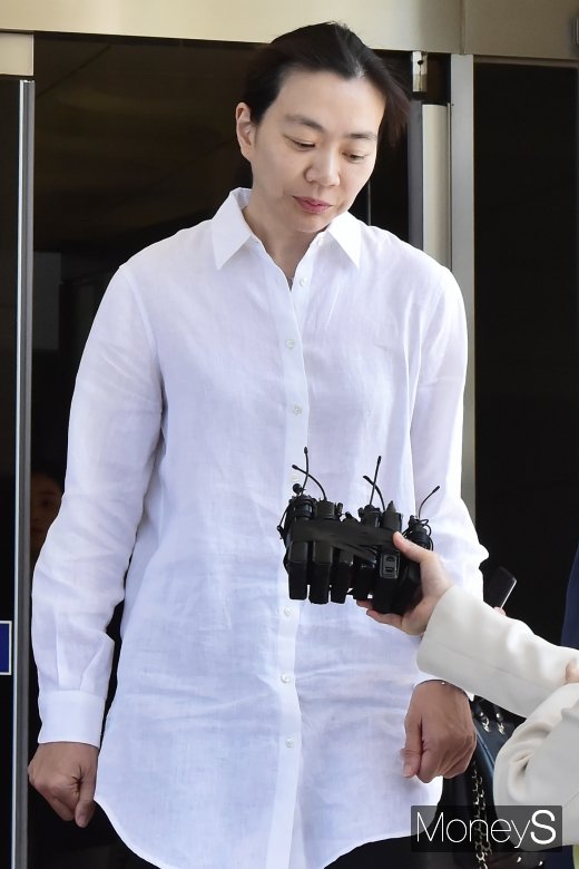 [머니S포토] 집유 선고 받은 조현아, 경영참여 가능할까?