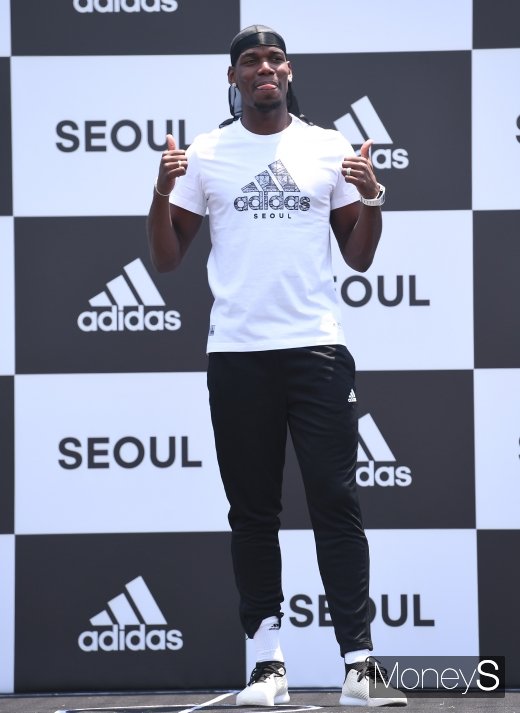 [머니S포토] 폴 포그바 '엄지척'