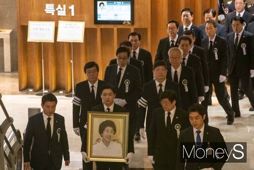 [머니S포토] 정재계 인사 함께한 이희호 여사 발인식
