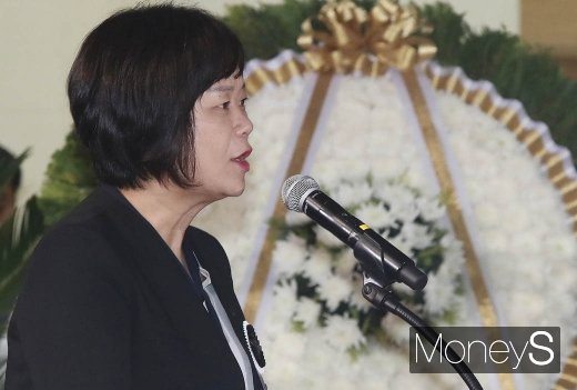 [머니S포토] 고 이희호 여사 추도사하는 이정미