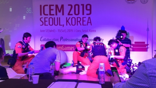 세계 구급대원 전문응급처치술 경연대회서 1위 수상한 경기도 소방관. / 사진제공=경기도 소방재난본부