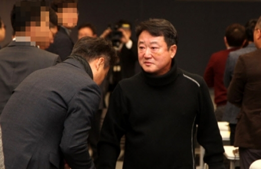 이웅열 전 회장. /사진=코오롱