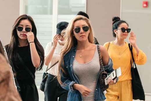 [★공항패션] 마마무, 스타일리시한 아이웨어룩