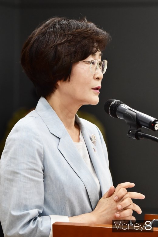 [머니S포토] 축사하는 김상희 저출산고령사회위원회 부위원장