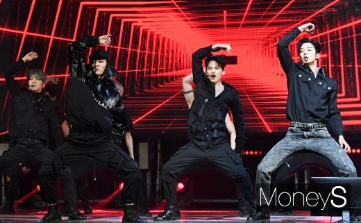 [머니S포토] 'RPM(알피엠)'으로 돌아온 SF9