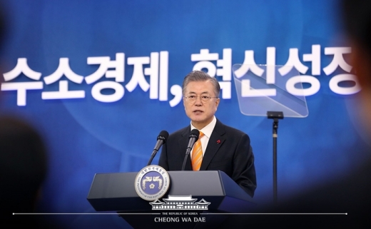 문재인 대통령. /사진=뉴스1, 청와대 페이스북