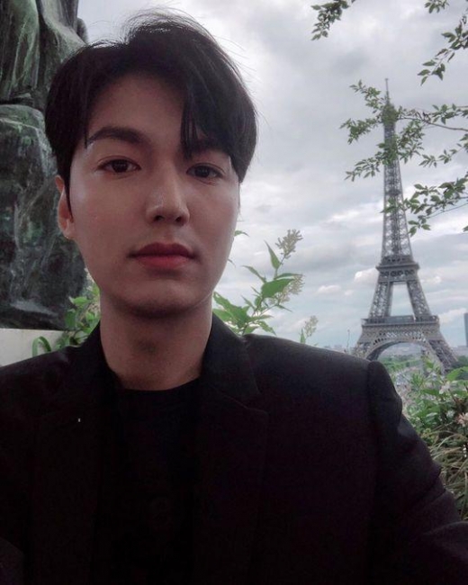 이민호 파리, 에펠탑도 기죽이는 '조각 얼굴'