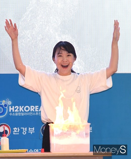 [머니S포토] 코코보라 '마술인가 과학인가~'