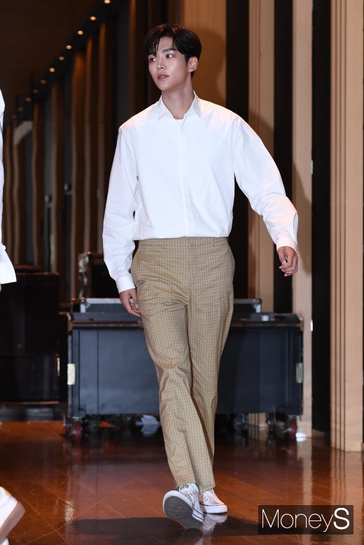 [머니S포토] SF9 로운, 신이 내린 비주얼