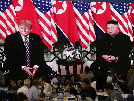 회담 갖는 김정은 북한 국무위원장과 도널드 트럼프 미국 대통령 / 사진=머니투데이DB