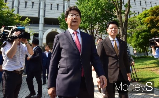 [머니S포토] 강원랜드 채용비리 1심 선고 무죄 권성동 의원