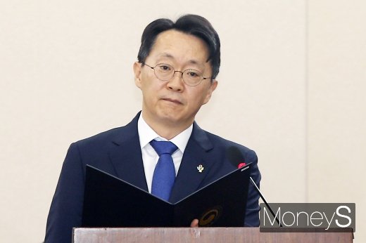 [머니S포토] 김현준 국세정장 후보, 