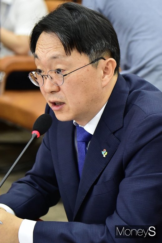 [머니S포토] 강남권 다주택 관련 질의에 답하는 김현준 국세청장 후보