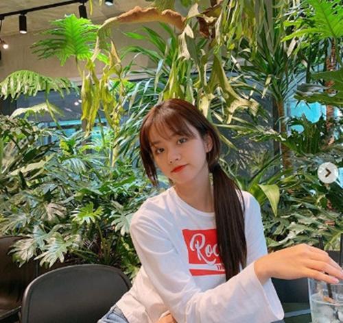 혜리, 여대생 같은 청순美