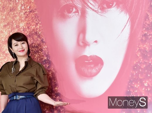 [머니S포토] 김혜수가 김혜수를 만나다!