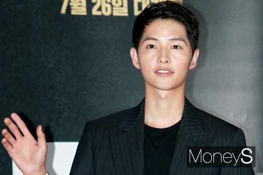 송중기 아버지, 생가에서 송혜교 사진 치웠나