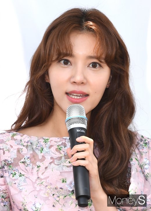 [머니S포토] 정시아 '제 미모에 비결은 체리'