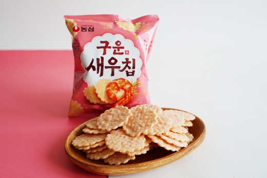 농심, 오븐에 구워 담백한 '구운새우칩' 출시