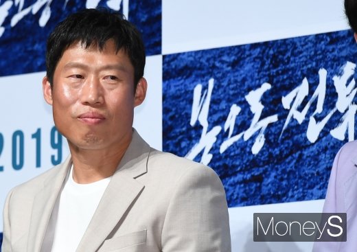 [머니S포토] 유해진, 봉오동 전투로 돌아온 국민배우