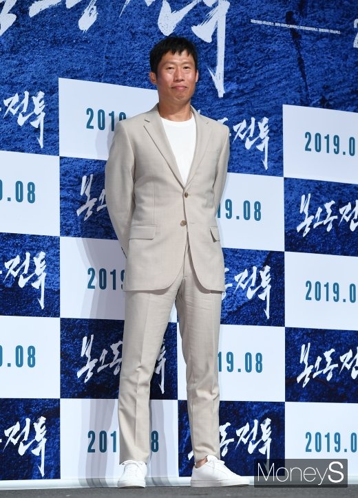 [머니S포토] 유해진 '당당한 포즈'