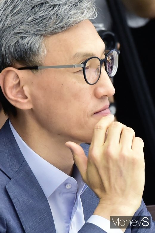 [머니S포토] 하반기 경제정책 듣는 조경목 SK에너지 대표이사