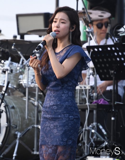 [머니S포토] 홍자 '트로트 여신'