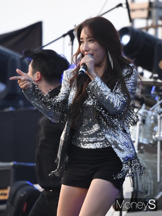 [머니S포토] 미스트롯 숙행 '섹시 카리스마'