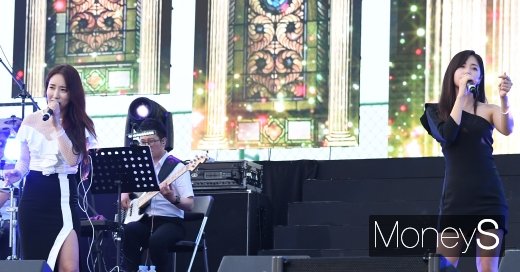 [머니S포토] 숙행·정다경 '호흡 척척'