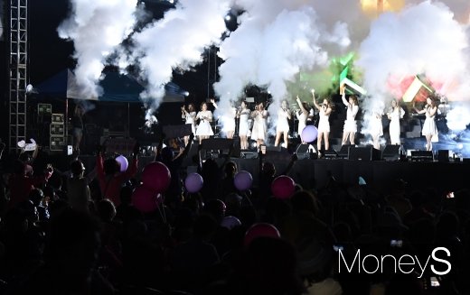 [머니S포토] 미스트롯 '마지막 무대 다 같이 즐겨요~'