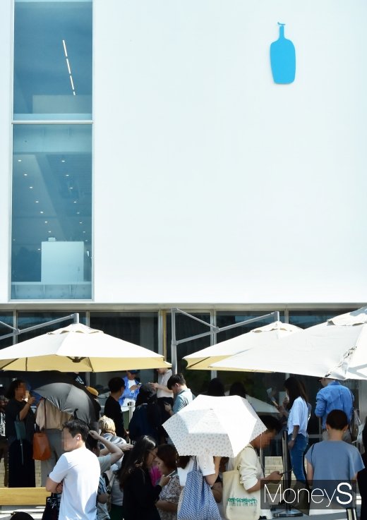 [머니S포토] 한국 상륙한 블루보틀, 종로까지 진출