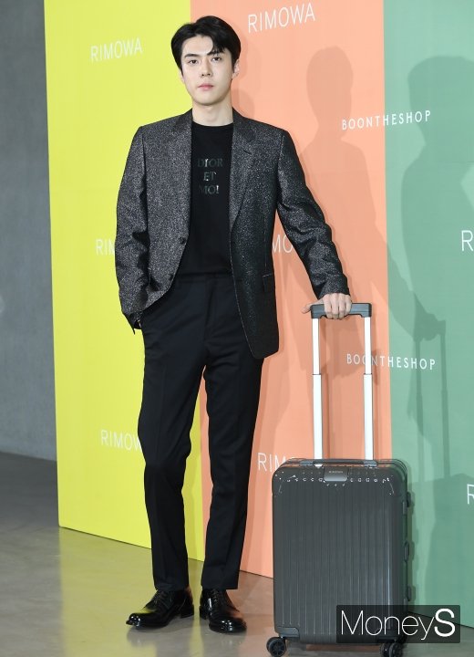 [머니S포토] 엑소 세훈 '무심한 듯 시크하게'