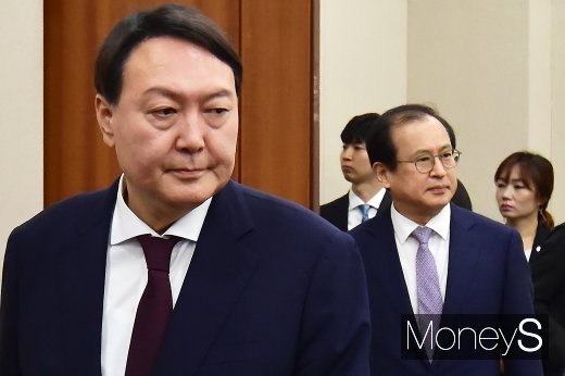 [머니S포토] 검찰총장 후보자 인사청문회 참석한 윤석열