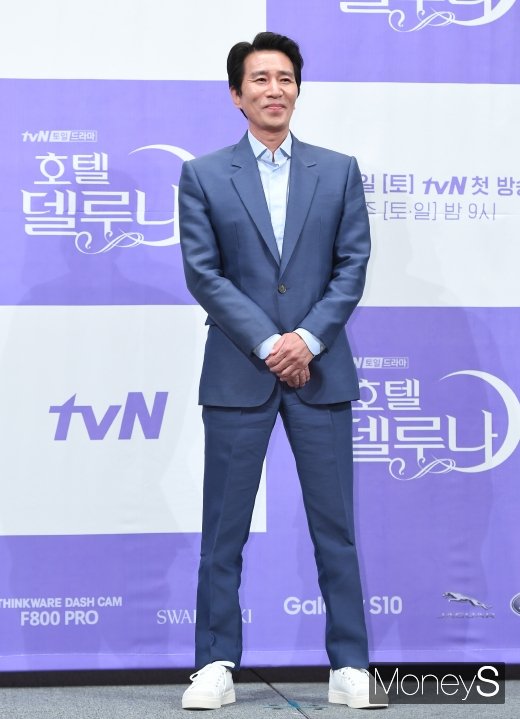 [머니S포토] 신정근, 자신감 넘치는 포즈