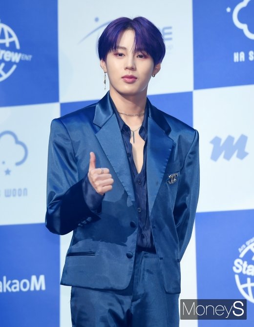 [머니S포토] 하성운, 현실감 떨어지는 비주얼