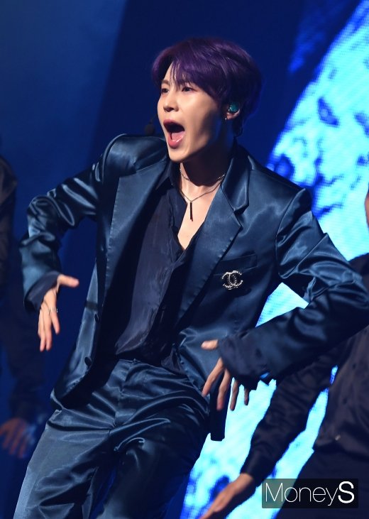 [머니S포토] 하성운, 열정적인 퍼포먼스