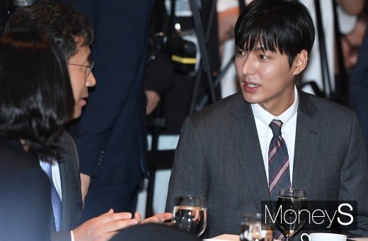 [머니S포토] 대화하는 박양우·이민호