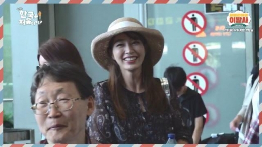 이민정, 스페인 장시간 비행 후에도 '얼굴은 열일中'