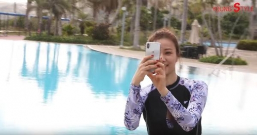 손태영, 일상 속 래쉬가드 패션