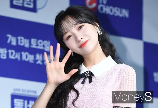 [머니S포토] 러블리즈 수정, 활짝 핀 꽃미모