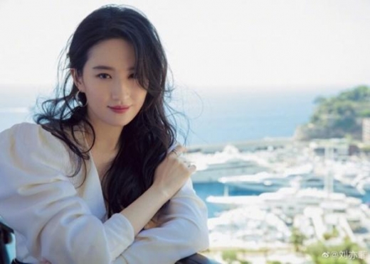'中여신' 유역비, 모나코서도 '여신포스'