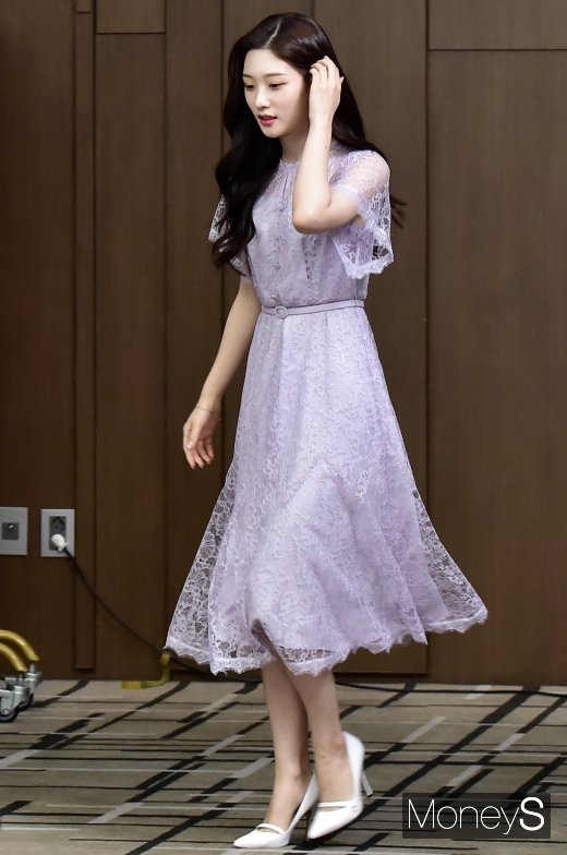 [머니S포토] 다이아 정채연, '풋풋한 마스코트'