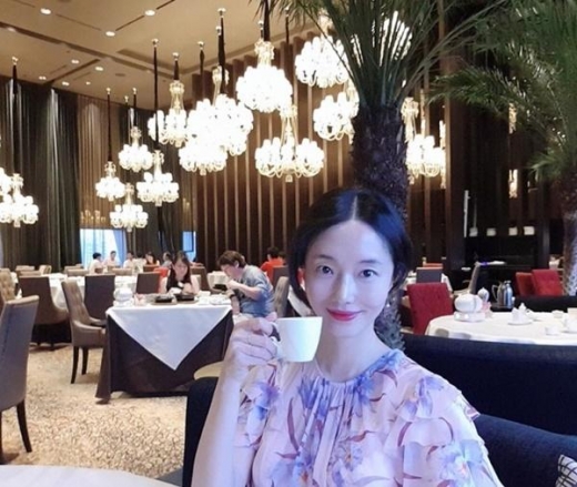 이정현, 싱가포르서 남편과 함께… 