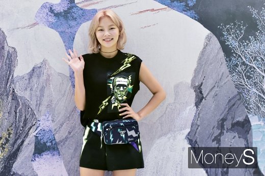[머니S포토] 송해나, 입가에 걸린 미소꽃