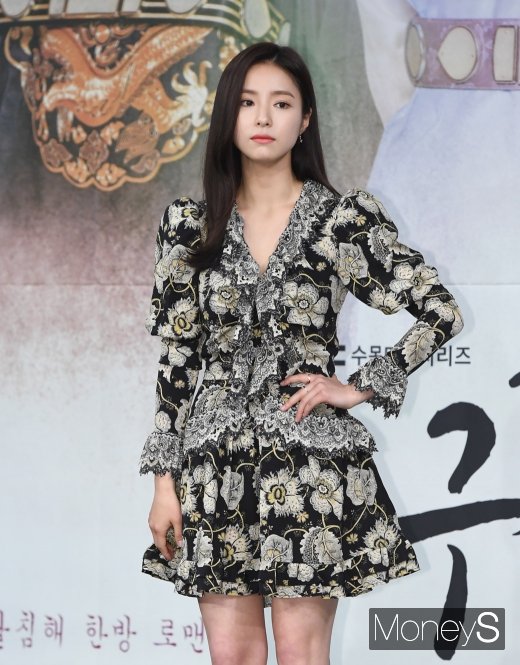 [머니S포토] 신세경 '도도하고 청순하게'