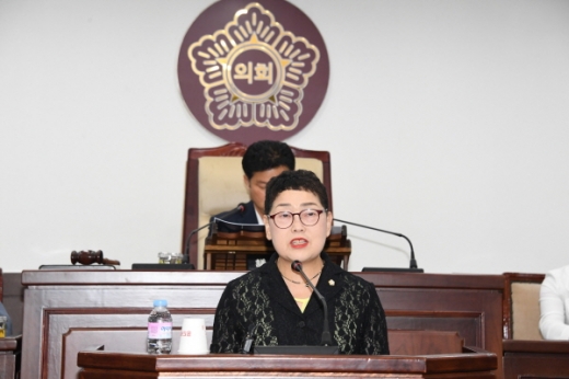 정문영 동두천시의회 의원이 5분 자유발언을 하고 있다. / 사진제공=동두천시의회