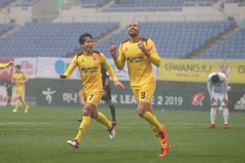 지난 4월7일 FC안양전 펠리페 득점 세리머니/사진제공=광주FC