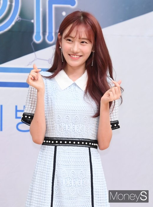 [머니S포토] '의사요한' 정민아, 애교 가득 담은 손하트